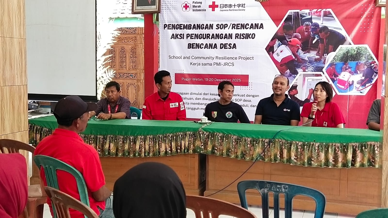 PERKUAT MITIGASI: Pelatihan dan penyusunan SOP serta rencana aksi pengurangan risiko bencana di Desa Puger Kulon dan Puger Wetan, Kecamatan Puger, beberapa hari lalu.