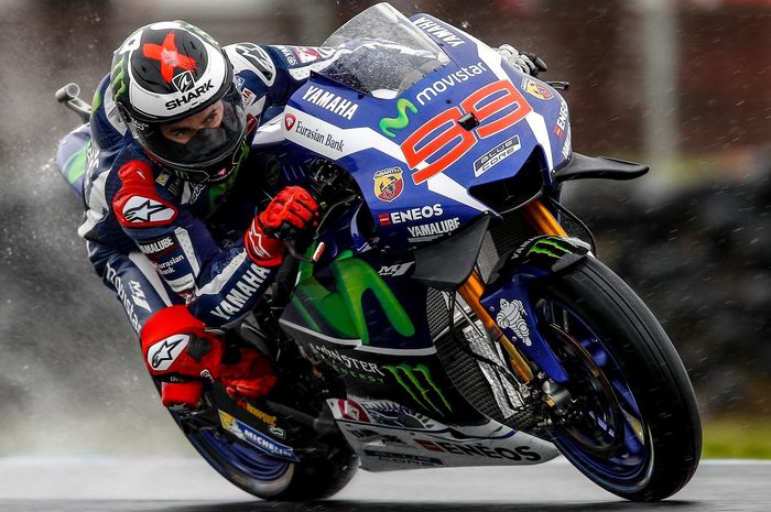 Jorge Lorenzo mengungkap hal yang dirahasiakannya dari Valentino Rossi pada musim 2015.
