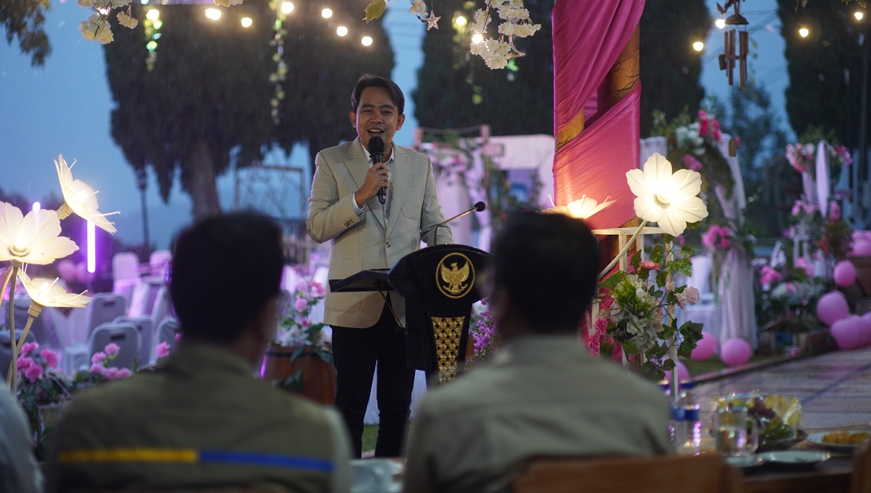 Bupati Fawait bersama jajaran Forkopimda, dan OPD, saat melangsungkan resepsi 10 bulan perjalanan pemerintahannya di momen Hari Jadi Jember ke 97 dan tahun baru 2026, di , di Puncak Rembangan (31/12).