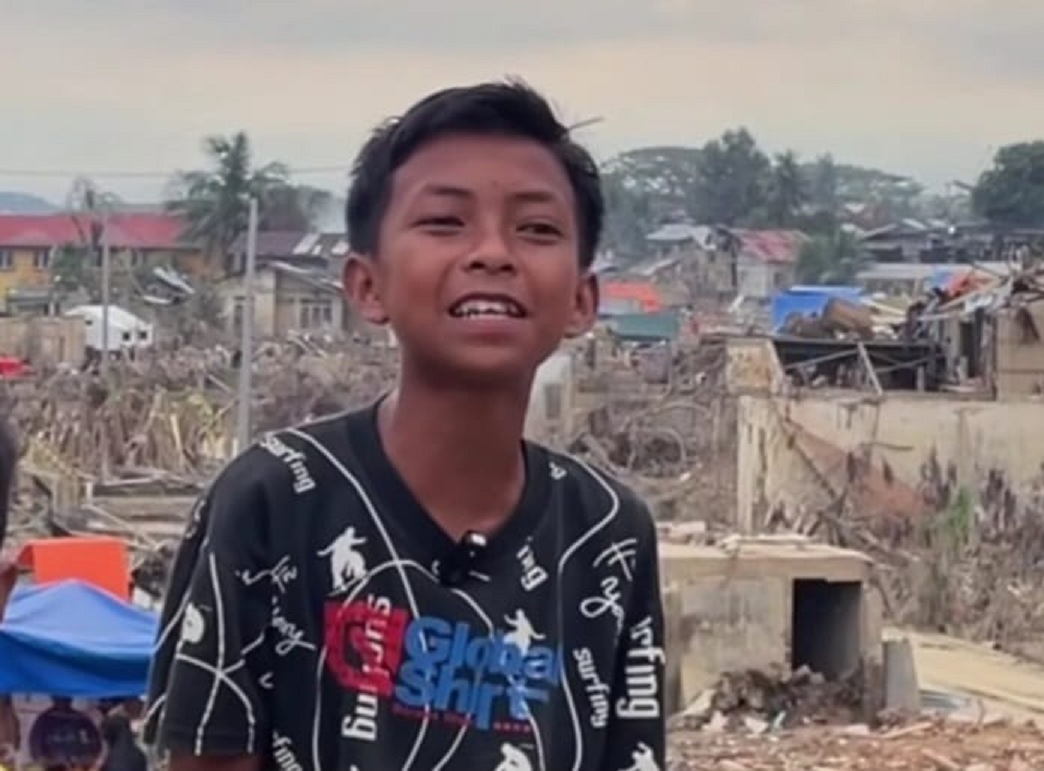 Seorang anak di Aceh Tamiang menceritakan detik-detik banjir bandang menerjang rumahnya. (Instagram/fahriibrochim)