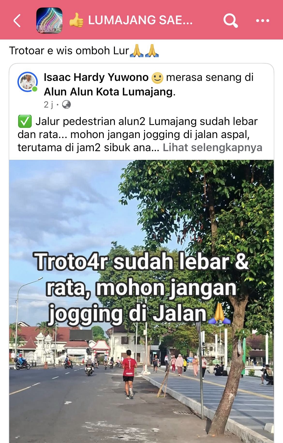 Warga Lumajang masih bandel sering jogging di trotoar.