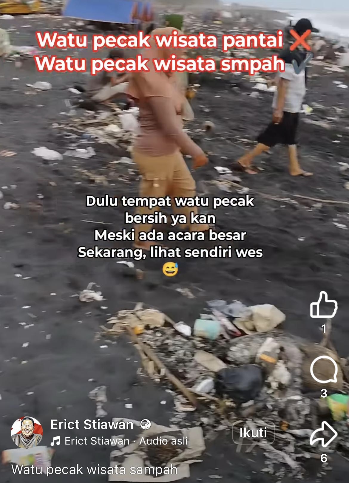 Kondisi pantai watu pecak dipenuhi dengan sampah.