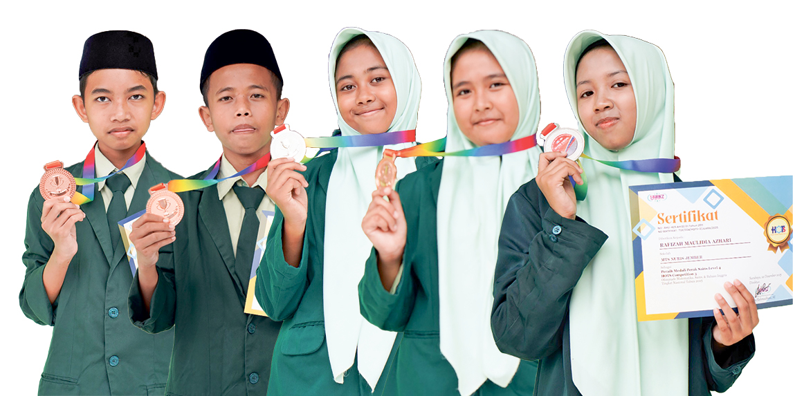 PRESTASI : Lima santri MTs Unggulan Nuris Jember borong medali olimpiade sains tingkat nasional di Unesa, Desember lalu.