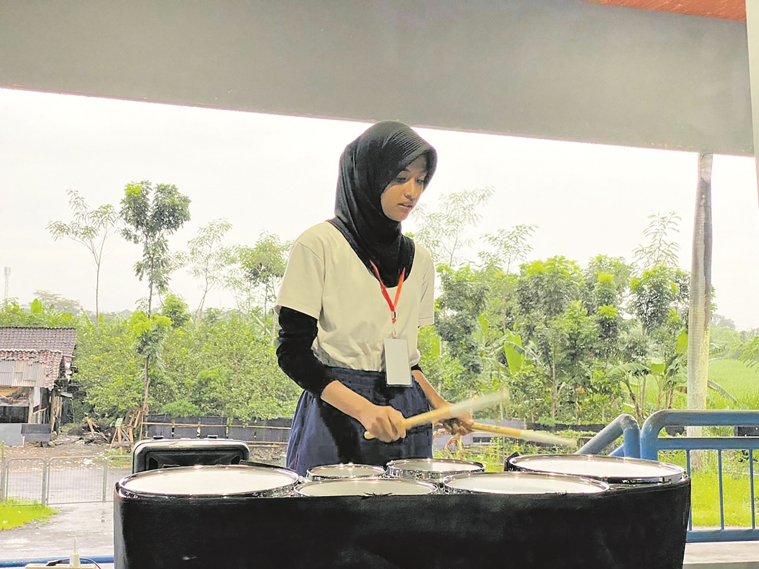 DISELEKSI: Proses seleksi atlet cabor drum band di GOR PKPSO Kaliwates Jember, Minggu (11/1).