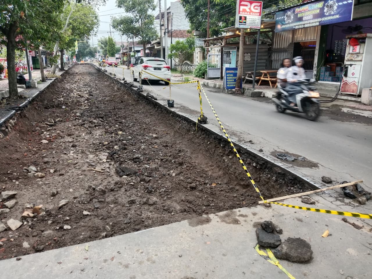 SUDAH DIBANGUN: salah satu perbaikan jalan yang menggunakan metode e-purchasing,