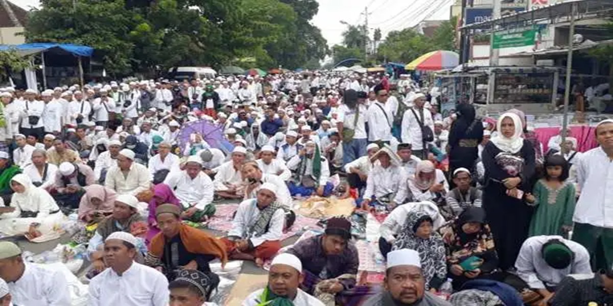 Haul dan Politik Simbolik: Ketika Doa Kolektif Menjadi Panggung Kekuasaan