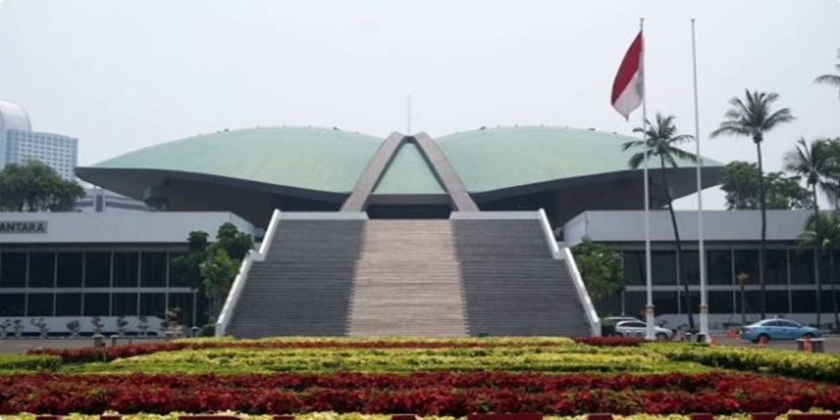 Jejak Sejarah Gedung DPR RI: Dari Proyek Ambisius Conefo Era Soekarno hingga Menjadi Pusat Demokrasi Indonesia Modern