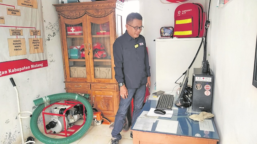 STUDI TIRU: PMI Jember saat studi tiru pengelolaan Sibat Desa Tumpakrejo, Gedangan, Kabupaten Malang. Mereka belajar kemandirian Sibat dan ingin menerapkannya di Jember.