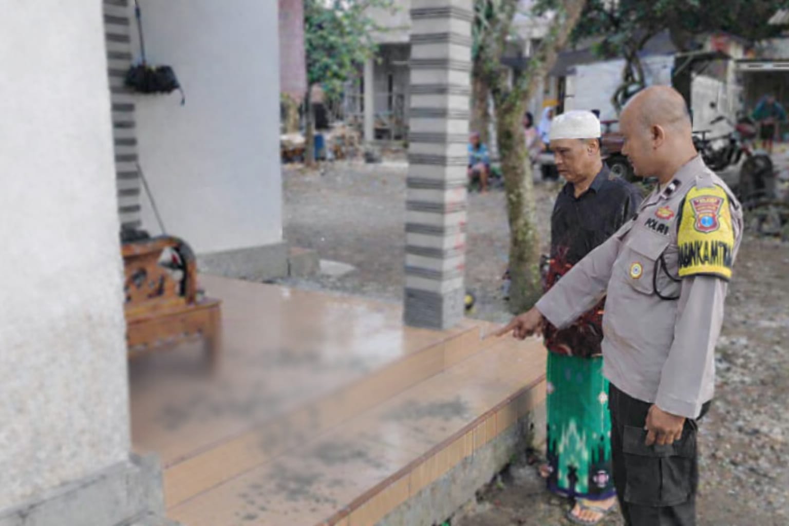 Olah TKP pembacokan di Desa Glagahweroh, Kecamatan Kalisat
