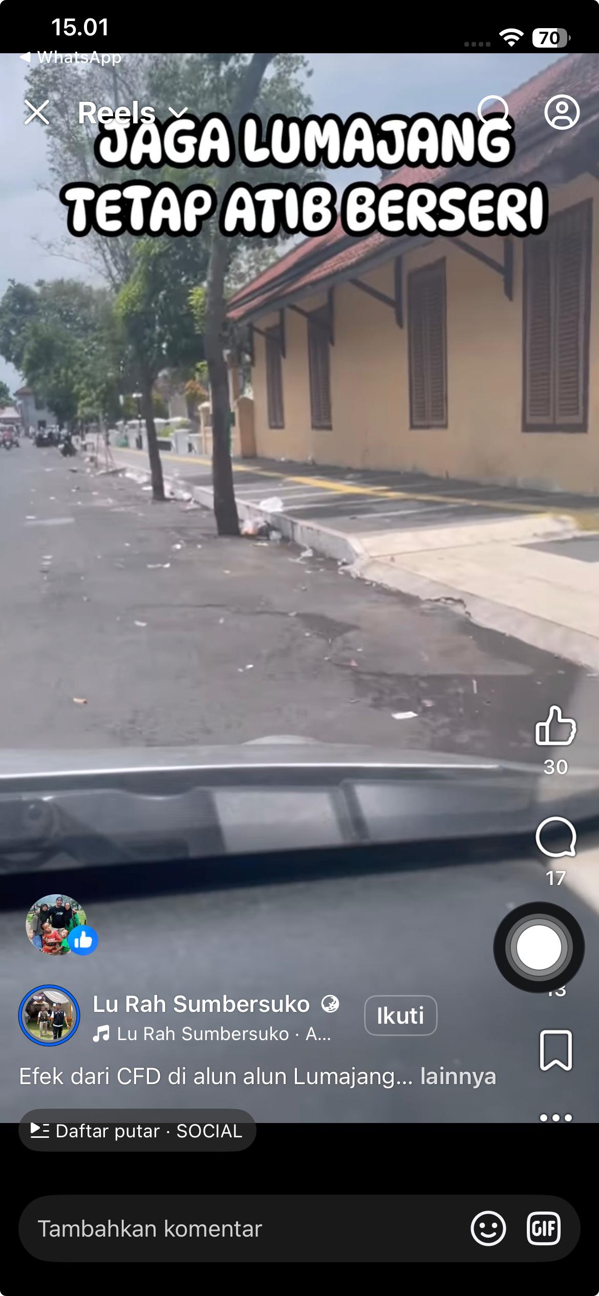 Kondisi Alun&mdash;alun Lumajang kotor dipenuhi sampah.