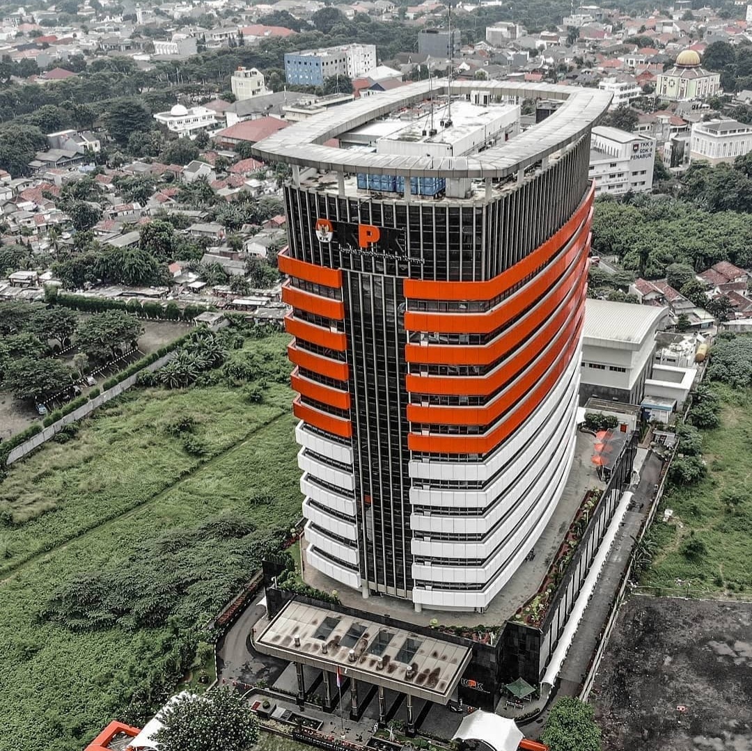 Potret gedung merah putih