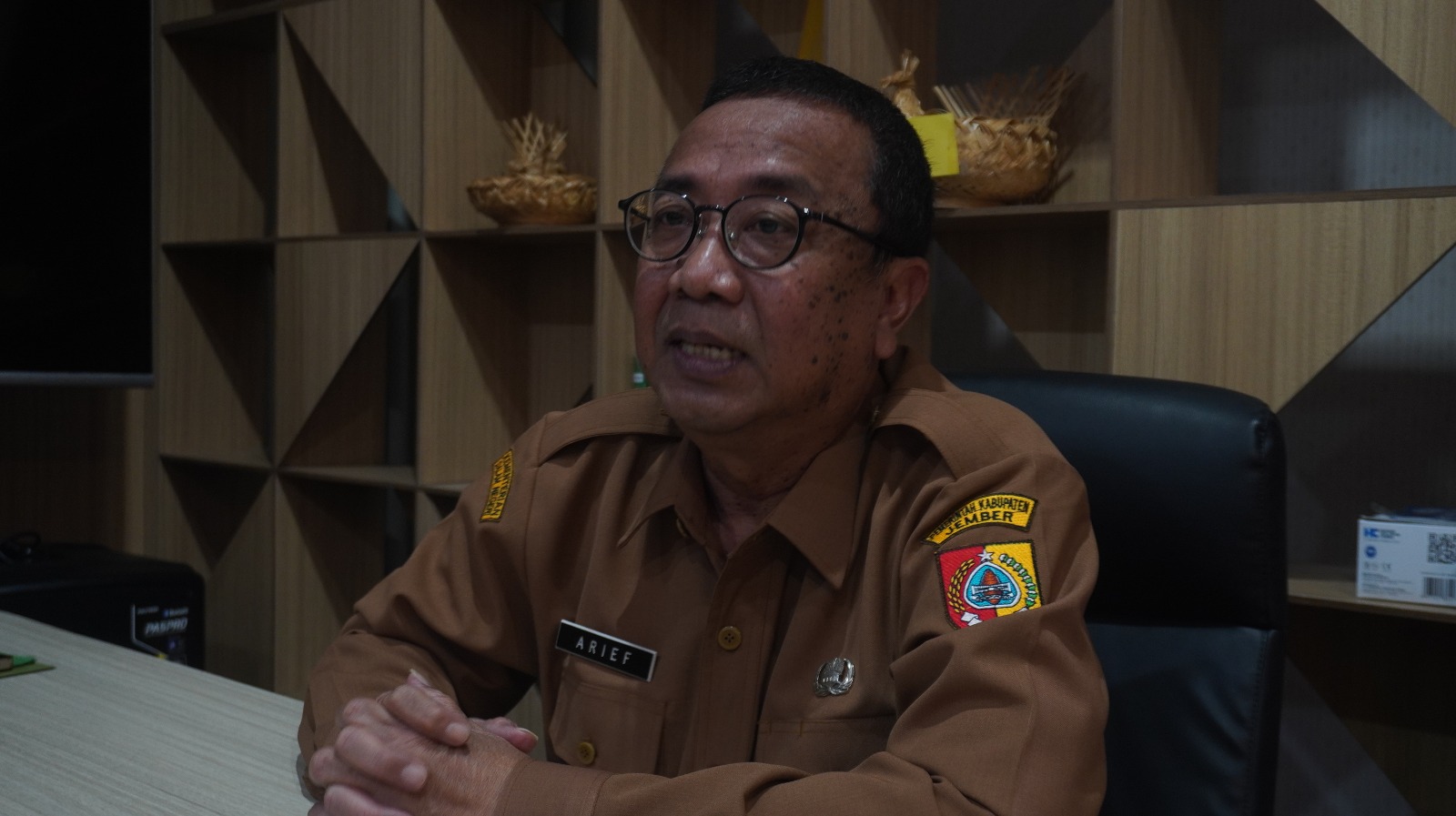 &ldquo;Memang ada sedikit ketakutan. Oleh karena itu, kami adakan trauma healing agar mereka terhindar dari trauma.&rdquo; ARIEF TJAHJONO, Kepala Dispendik Jember.