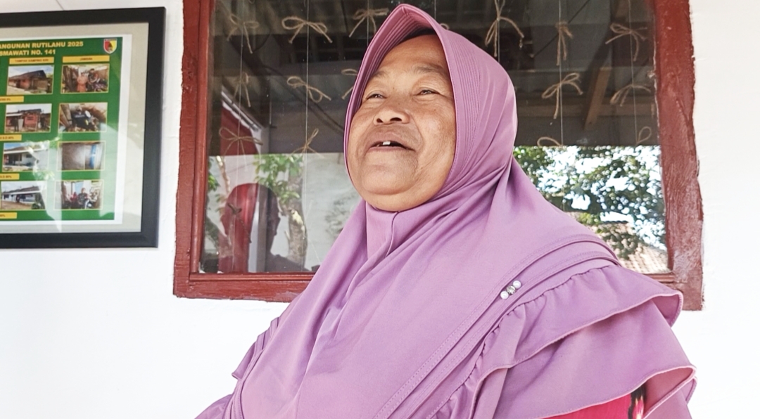 LEBIH LAYAK: Wajah baru rumah Asmawati di lingkungan Sumuran Ajung, setelah diperbaiki dan kini dengan kondisi yang jauh lebih layak.