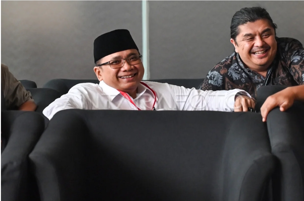 DIPANGGIL: Yaqut Cholil Qoumas saat menghadiri panggilan KPK (sc:ANTARA Foto)