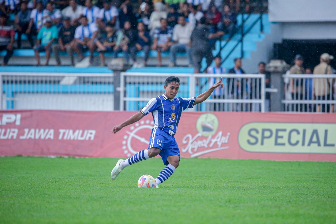 Persid Jember sore ini akan melakoni laga semifinal melawan Pasuruan United di stadion Gelora Ratu Pamelingan, Pamekasan.&nbsp;