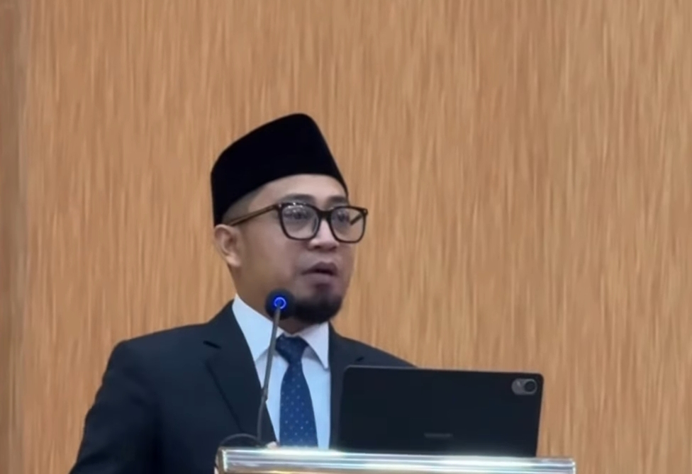 Anggota Komisi II DPR RI Fraksi PKB Muhammad Khozin, saat mengulas tren kegagalan BUMD mengintegrasikan politik, bisnis, dan pelayanan publik ke dalam institusi yang konsisten. (Dok. M. Khozin)