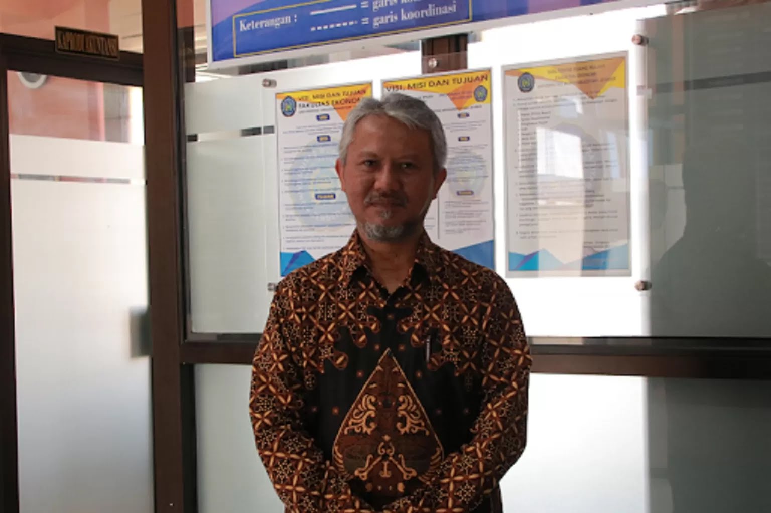 &ldquo;Begitu ada konsumsi massal, harga langsung melonjak. Artinya, rantai pasok kita belum stabil dan masih mudah terguncang.&rdquo; Dr Haris Hermawan, Dosen FEB Unmuh Jember.