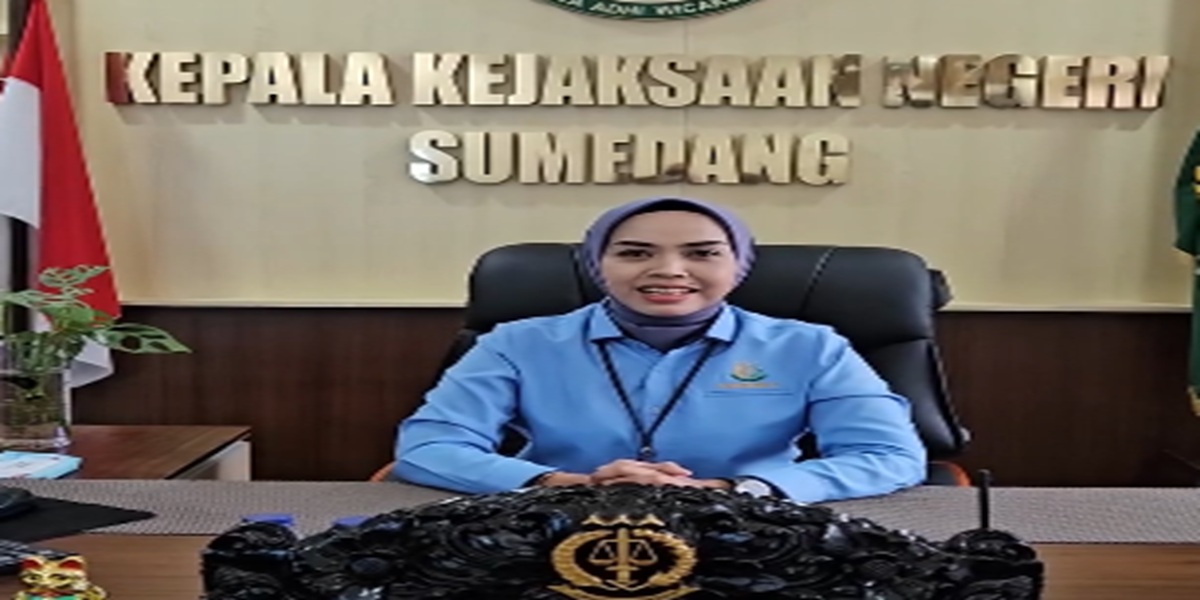 Yenita Sari Kajari Jember yang baru. Ketika dia menjabat sebagai Kajari Sumedang