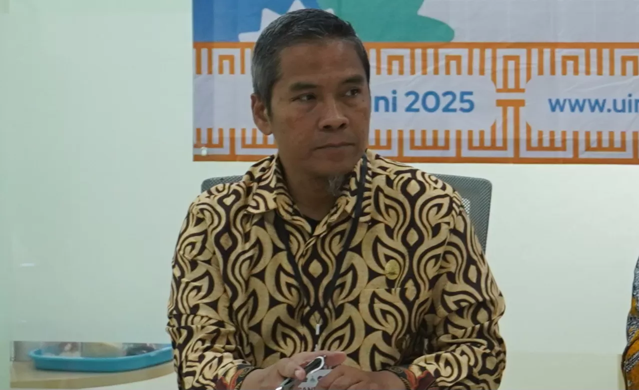 Pengamat kebijakan publik sekaligus Dosen Ilmu Komunikasi UIN KHAS Jember, Dr. Kun Wazis, memberikan analisis mendalam mengenai arah kemudi pemerintahan di Kabupaten Jember. (Dok. UIN KHAS)