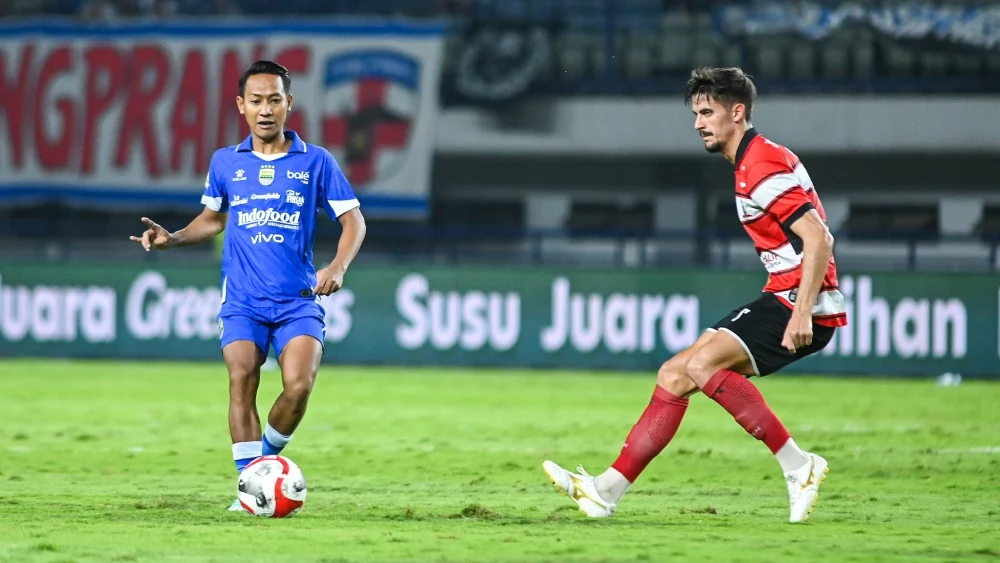 Modal Persib Tandang Melawan Persebaya. (DOK ILEAGUE)
