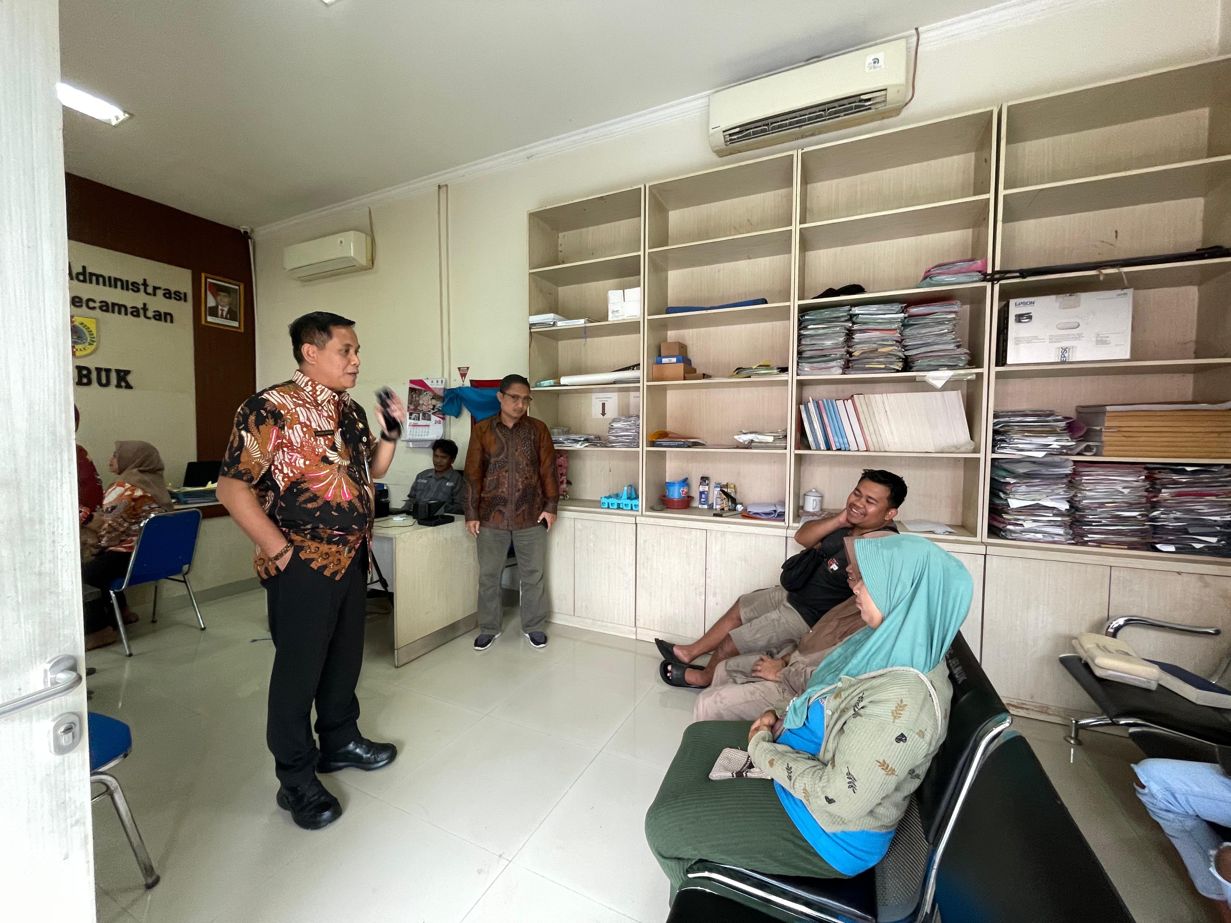 Beri edukasi mudahnya mengurus Adminduk di Kecamatan