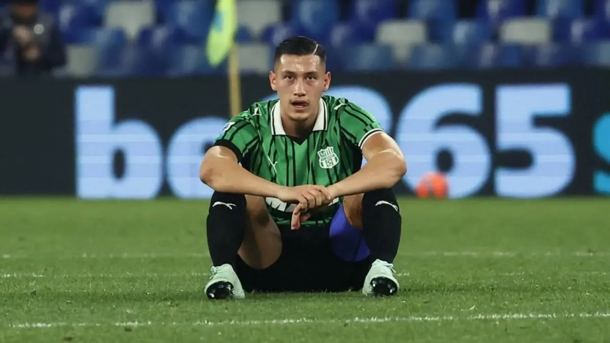 Jay Idzes bersama Sassuolo