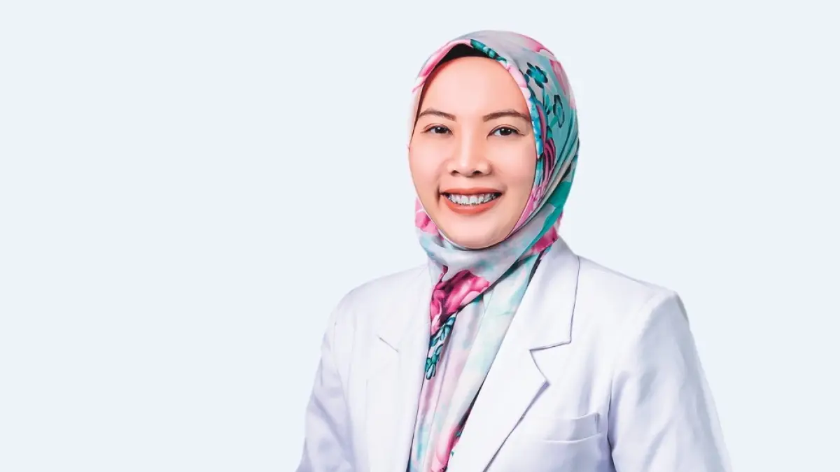 “Langkah kecil seperti isolasi sementara dapat melindungi anggota keluarga lain, terutama bayi dan anak yang belum memiliki kekebalan optimal,” dr FIQI ISNAINI NURUL HIKMAH SpA, Dokter Spesialis Anak RSU Unmuh Jember. (HUMAS UNMUH JEMBER)