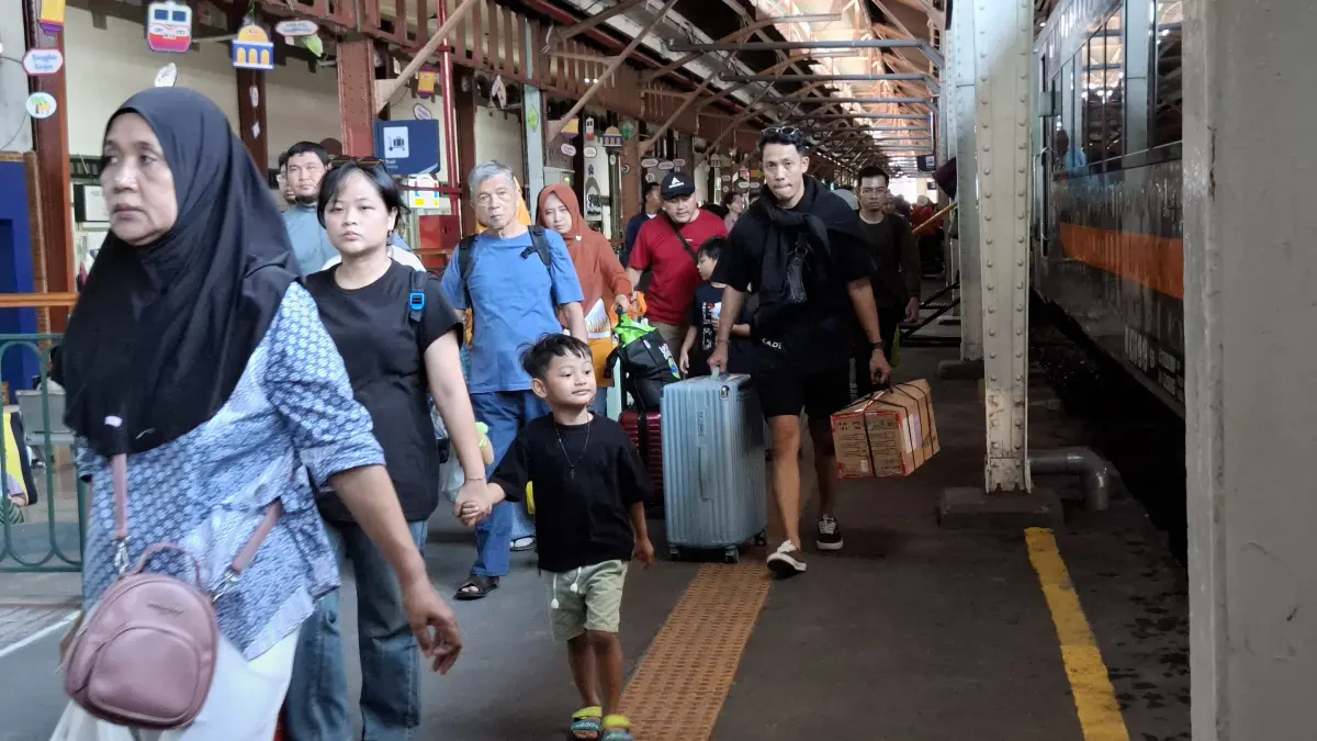 Hari Pertama Kerja, Stasiun di Daop 4 Semarang Masih Dipadati Penumpang (DOK DAOP 4 SEMARANG)
