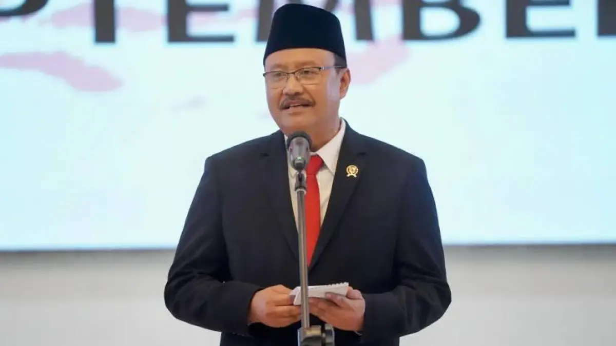 Menteri Sosial Saifullah Yusuf