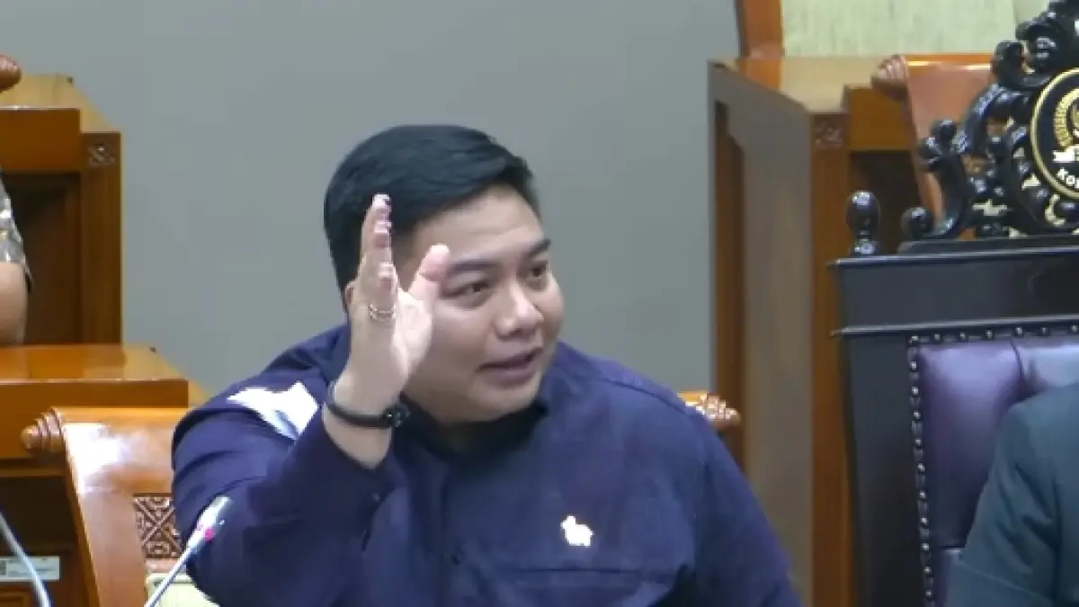 Anggota Komisi VI DPR RI dari Fraksi Gerindra, Kawendra Lukistian, melontarkan kritik pedas terhadap penanganan kasus yang menjerat Amsal C. Sitepu. (Dok. TV Parlemen)