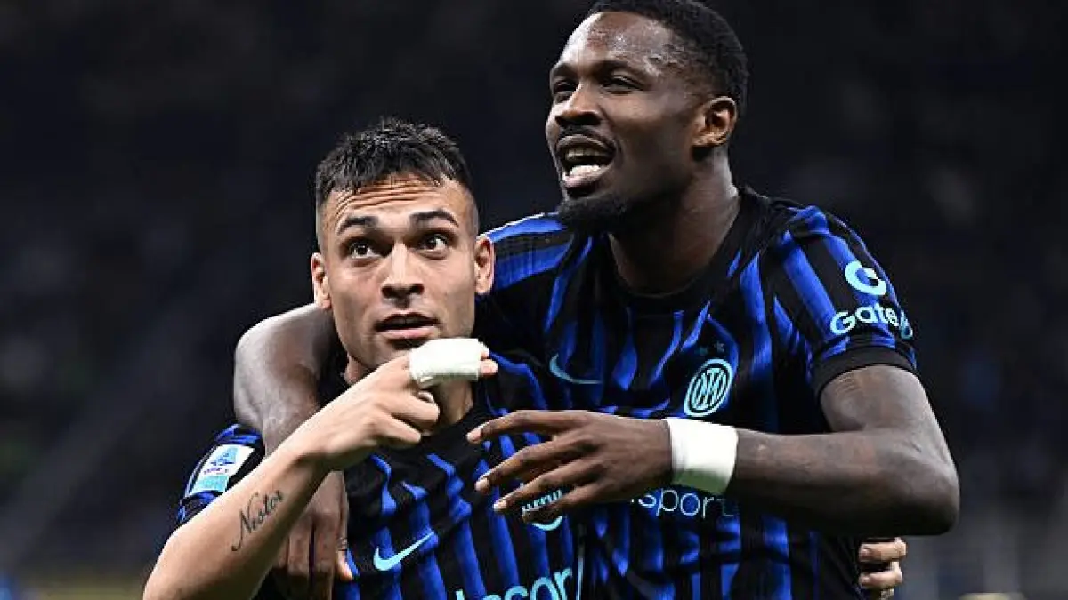 Lautaro Martinez dan Marcus Thuram  (Photo by Image Photo Agency/Getty Images)