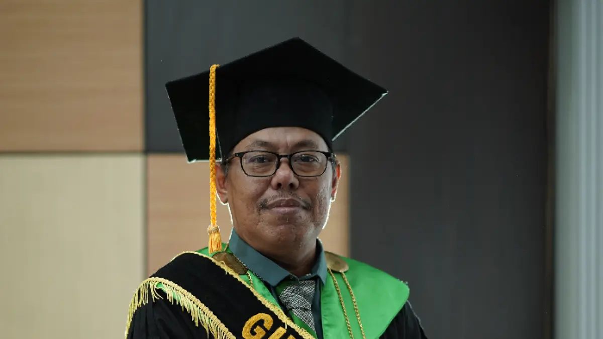 “Ulama harus benar-benar menjadi navigator kehidupan bagi umat di tengah masyarakat yang kebingungan dan kehilangan arah akibat derasnya informasi,” Prof Hepni, Rektor UIN KHAS Jember. (M ADHI SURYA/RADAR JEMBER)