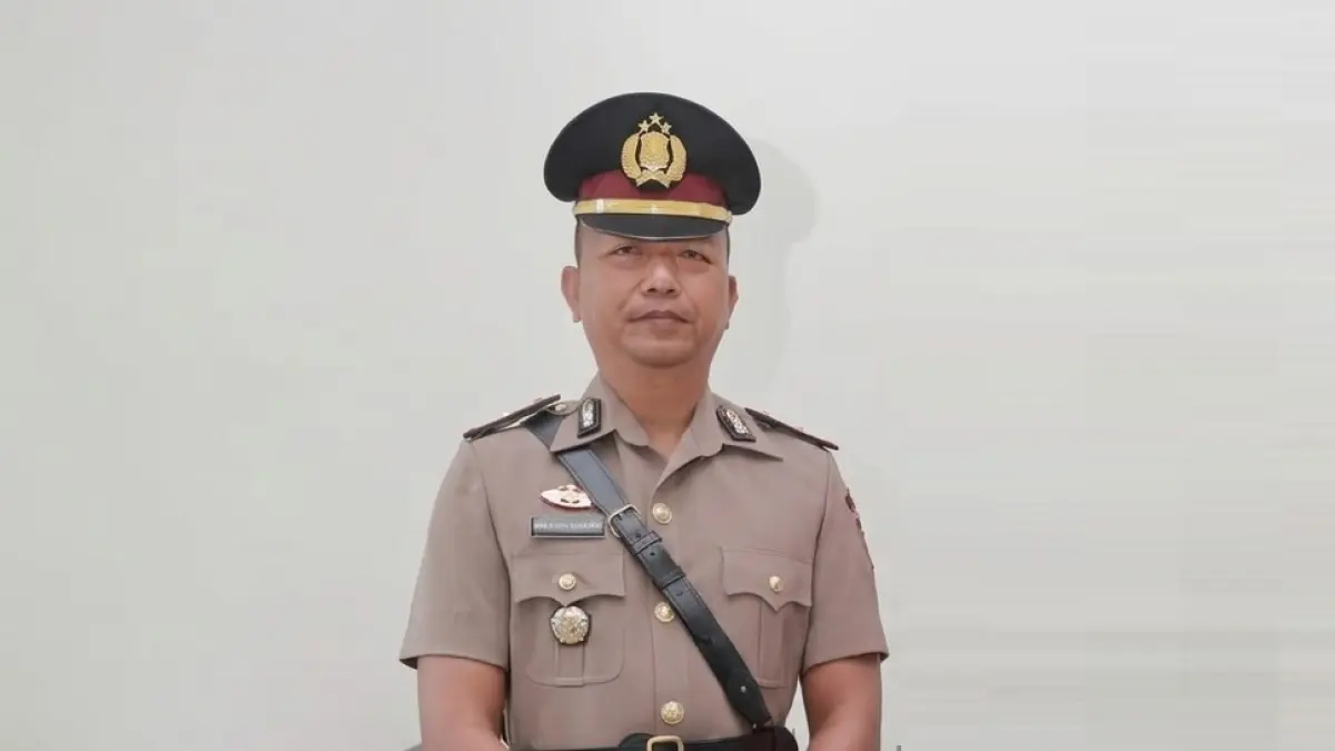 “Layanan kepolisian tetap berjalan melalui jalur alternatif, yakni Sentra Pelayanan Kepolisian (SPK).”&nbsp;Ipda M. ZAZIM, Kasi Humas Polres Jember. (POLRES JEMBER)