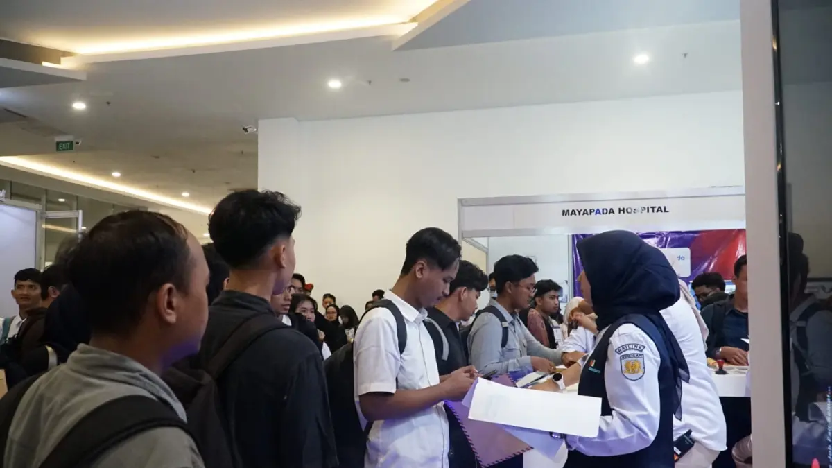 Ribuan Pelamar Padati Booth KAI di Campus Job Fair Semarang, KAI Daop 4 Semarang Ingatkan Waspada Penipuan Berkedok Rekrutmen
