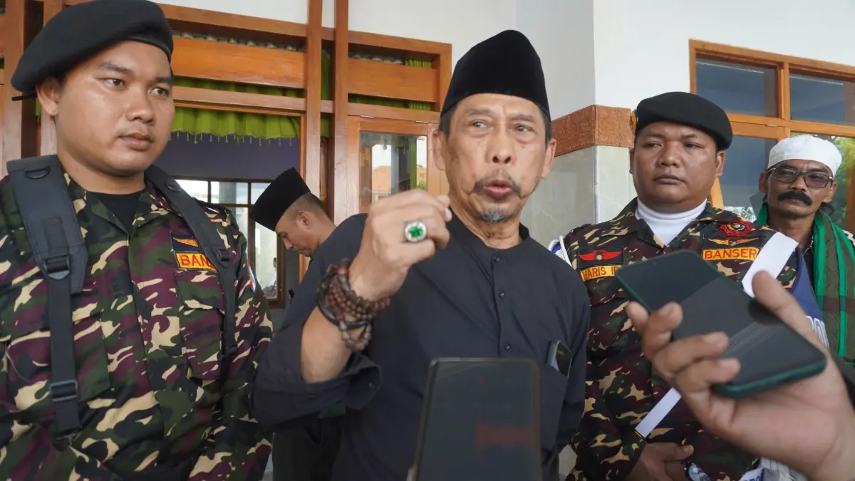 Plt. Ketua PCNU Jember, Saiful Bahri, saat ditemui dalam kesempatan Halal Bihalal PCNU Jember di Pondok Pesantren Islam Bustanul Ulum Pakusari, Jember, Minggu (19/4/2026). (Foto: Maulana/Radar Jember)
