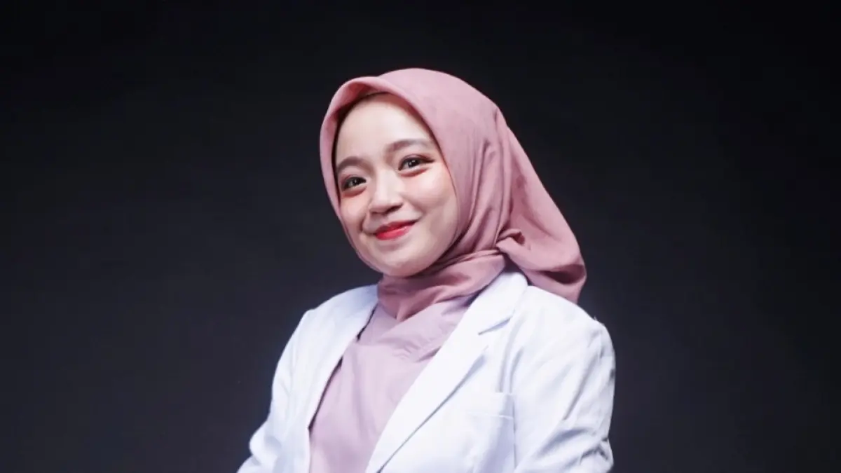 “Gigi dan mulut itu merupakan jalan masuk utama bagi bakteri ke seluruh tubuh.”&nbsp;drg. IKATANTI RATNA ANGGRAINI,&nbsp;Dokter Gigi RSU Unmuh Jember. (HUMAS UNMUH JEMBER)