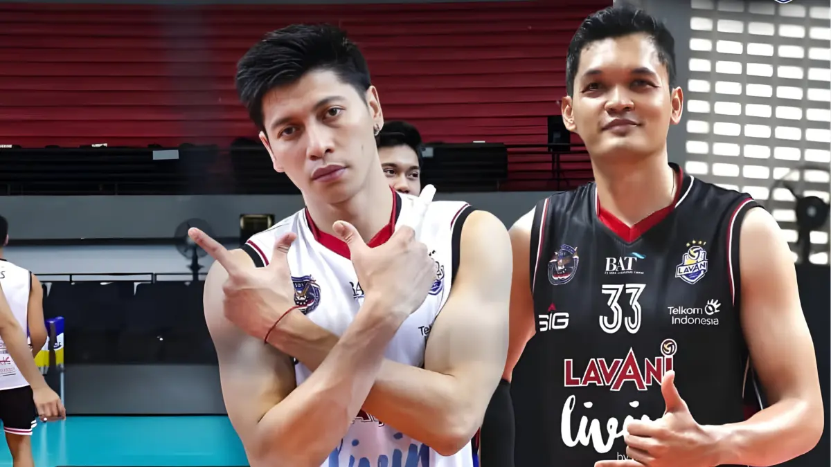 Dari kiri Dinas Saputra, Sigit Ardian, keduanya merupakan Pemain voli senior di Indonesia yang baru merasakan gelar juara Proliga Bersama Jakarta LavAni. (Kolase IG : lavani.forever)