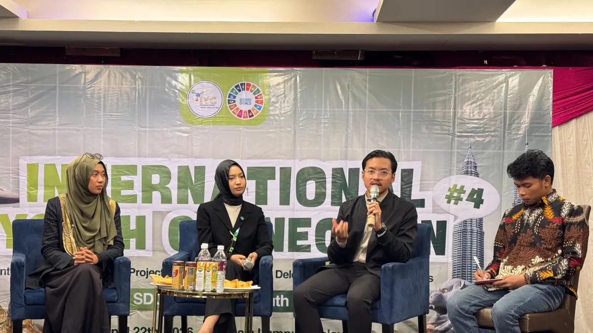 Pemuda memiliki energi, kreativitas, dan kepedulian yang tinggi terhadap isu lingkungan.