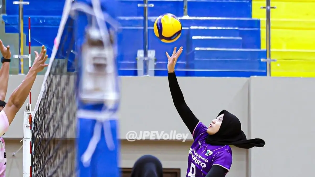 Megawati Hangestri Pertiwi melakukan latihan rutin di Jakarta Pertamina Enduro bebeeapa waktu lalu. (IG: jpevolley)