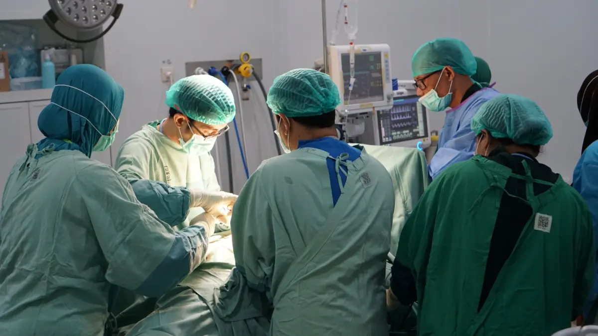 MODERN: Dokter subspesialis bedah digesif RSUD dr H Koesnadi berhasil melaksanakan bedah bariatrik untuk pasien obesitas yang memiliki resiko tinggi terhadap penyakit serius.