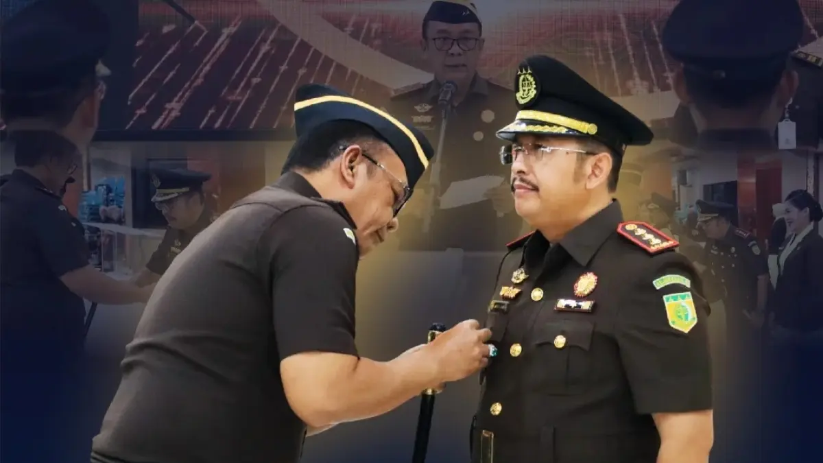 Kajati Jatim saat melantik Kajari Bondowoso (ft:KejariBondowoso