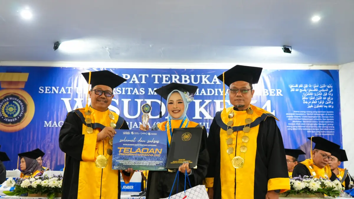 MEMBANGGAKAN : Lulusan Program Studi Ilmu Komunikasi tabur prestasi selama kuliah di Unmuh Jember. (UNMUH JEMBER)