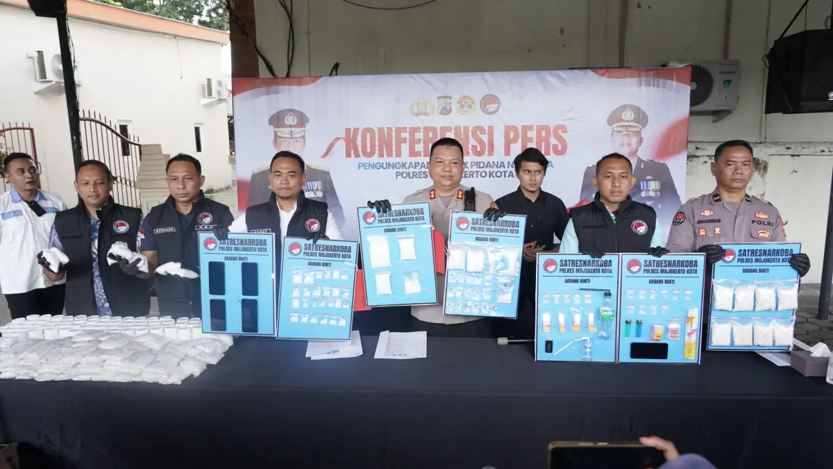Bareskrim Polri Bongkar Dugaan Haji Ilegal, 8 Calon Jamaah Digagalkan Berangkat via Modus Visa Kerja. (Humas Polri)