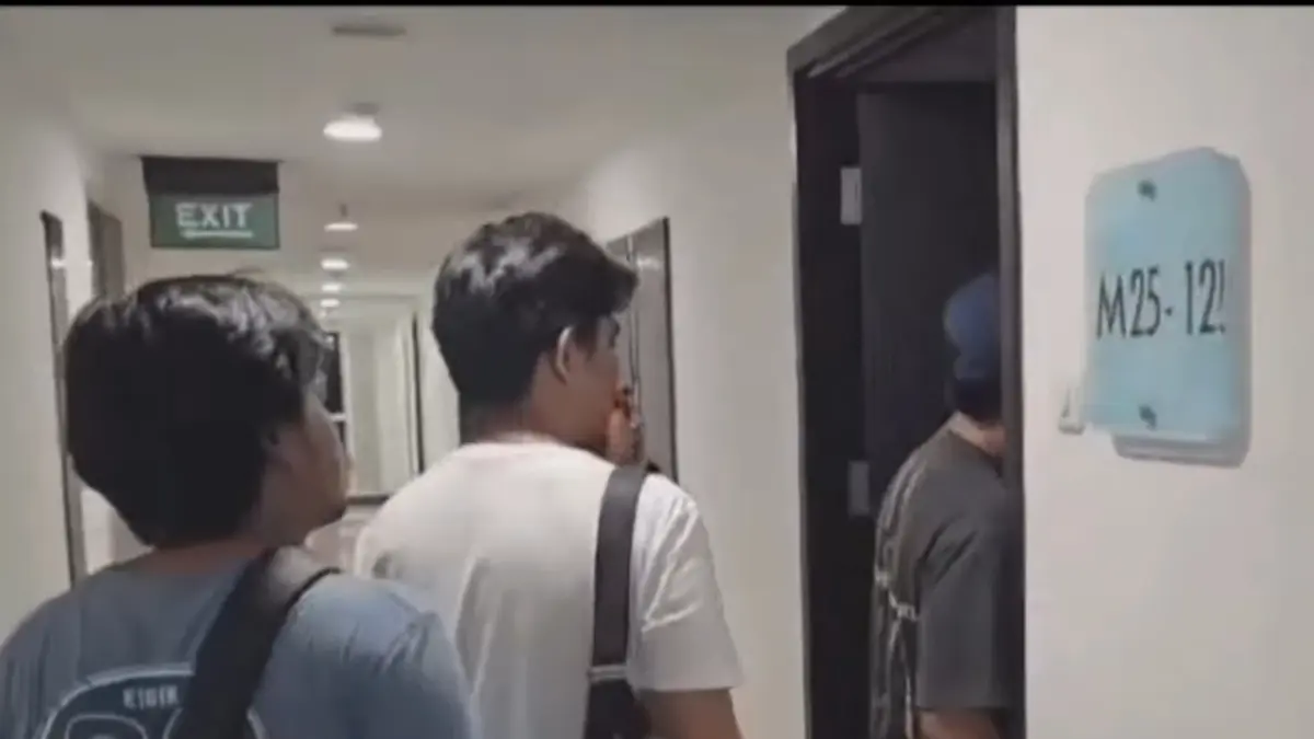 Subdit Siber Polda Metro Jaya menggerebek sindikat konten pornografi siaran langsung yang dilakukan oleh pelaku, di jantung Tangerang Selatan. (Dok. Sindo)