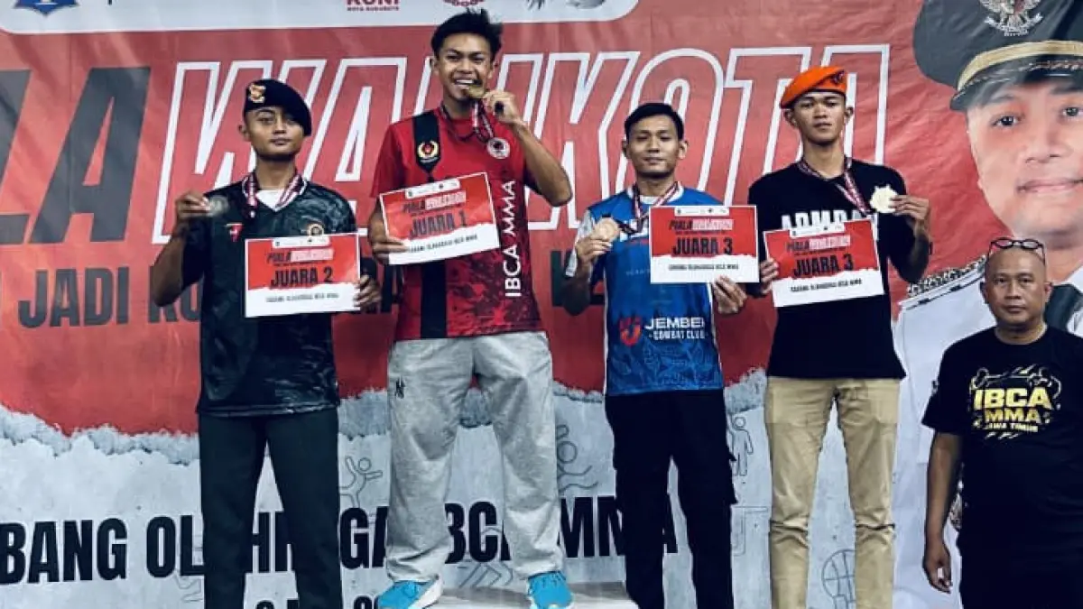 Pagar Nusa UIN KHAS Jember, Moh Supriady Ali Sahbana, meraih medali perunggu dalam Kejuaraan Provinsi IBCA MMA Piala Wali Kota Surabaya. 