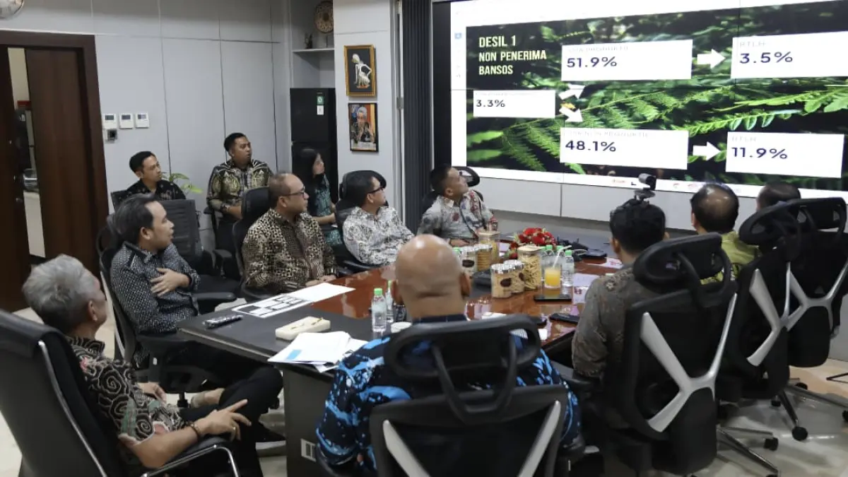 Gus Fawait saat audiensi dengan Wamensos Agus Jabo Priyono, terkait data-data kemiskinan Desil 1 hasil di Jakarta, Kamis (7/5/2026). (Dok. Gus Fawait)