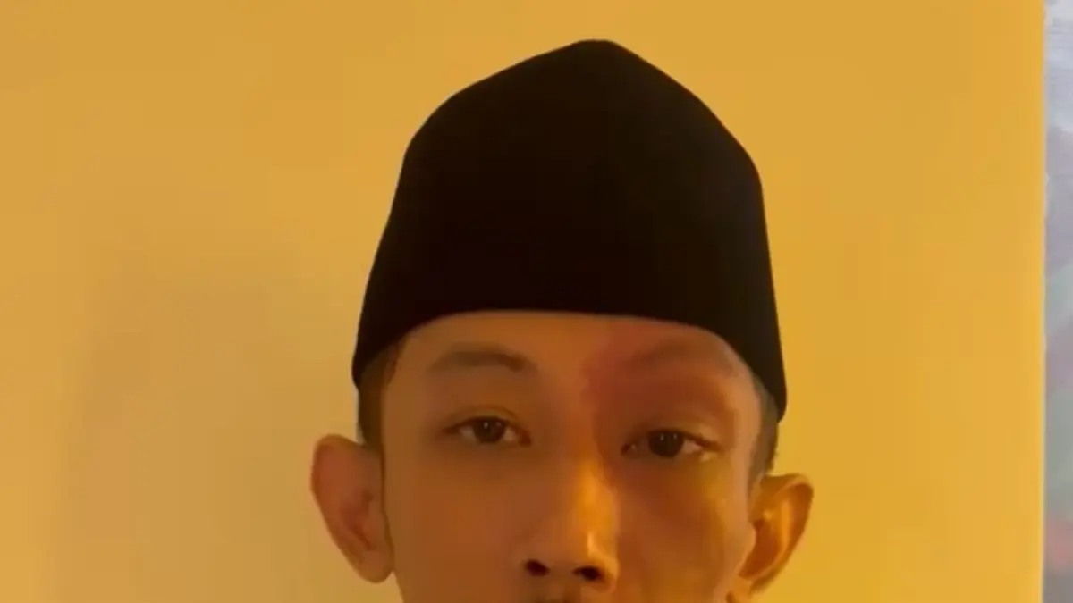 MINTA MAAF: Tangkapan layar permintaan maaf secara terbuka yang disampaikan Anggota Komisi D DPRD Jember Achmad Syahri Assidiqi yang viral karena main gim sembari merokok saat RDP tentang kesehatan.