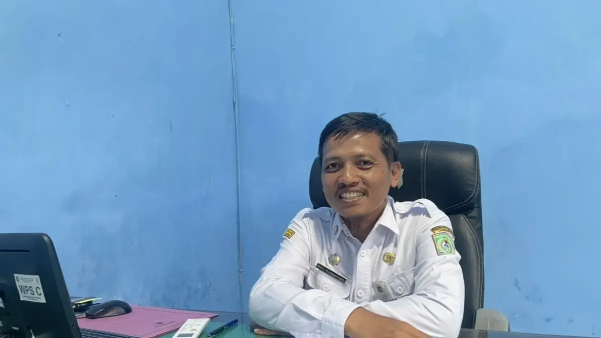 Kepala Dinas Pemberdayaan Masyarakat dan Desa (DPMPD) Lumajang, Bayu Ruswantoro.
