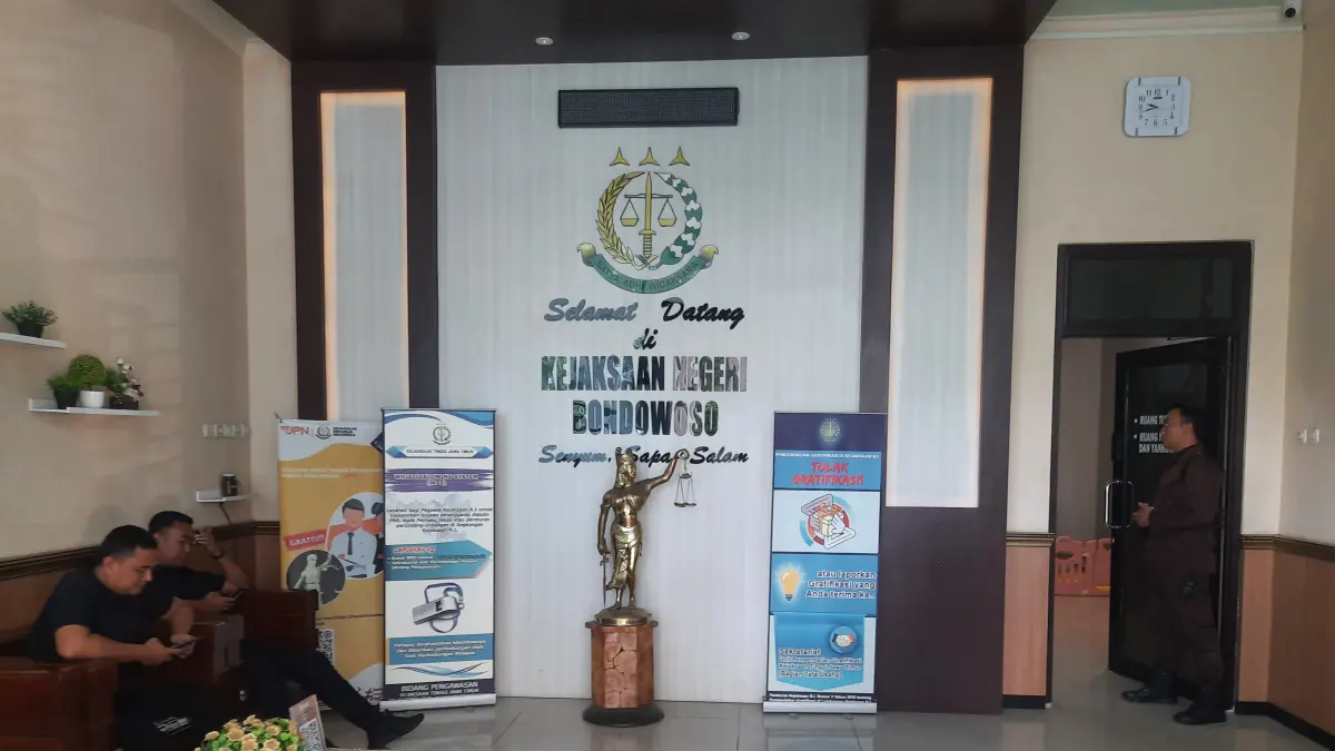 Suasana area lobby Kantor Kejari Bondowoso (FAQIH/RJ)