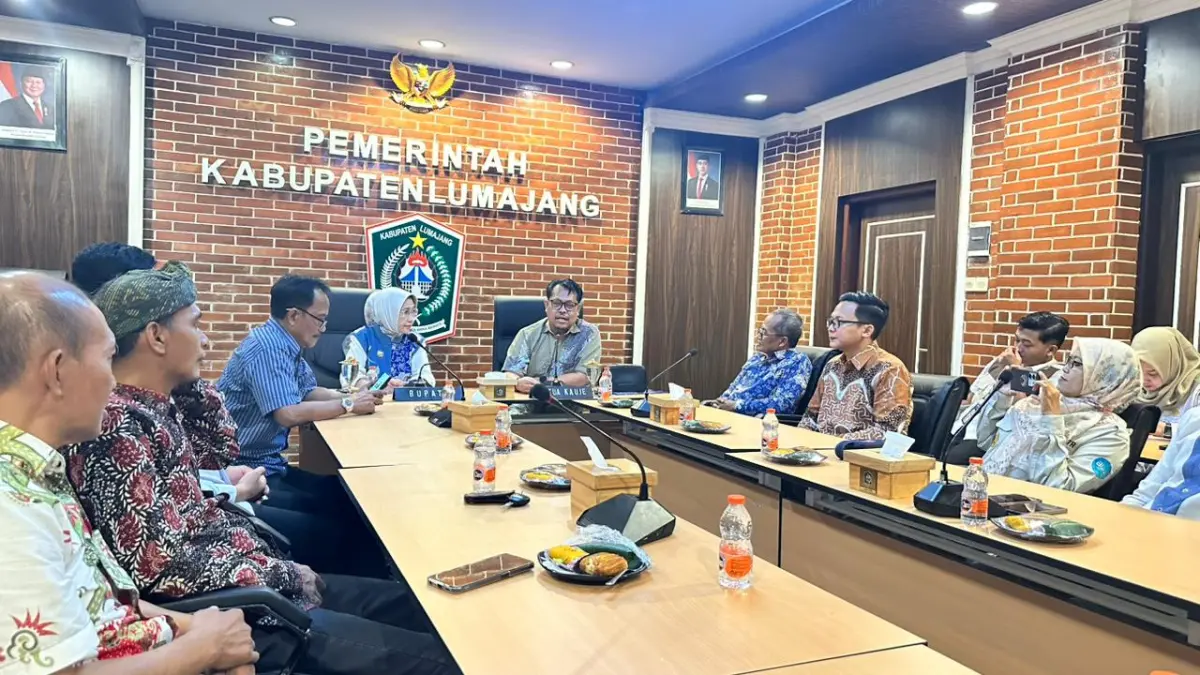 Bupati Lumajang Indah Amperawati menyatakan dukungan penuh terhadap pelaksanaan KAUJE FEST 2026 yang akan digelar pada 4–5 Juli 2026 di Universitas Jember. (KAUJE)